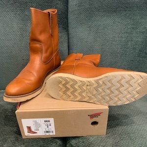 Men’s 12B Red Wing 866 Wedge Sole Roper Boot